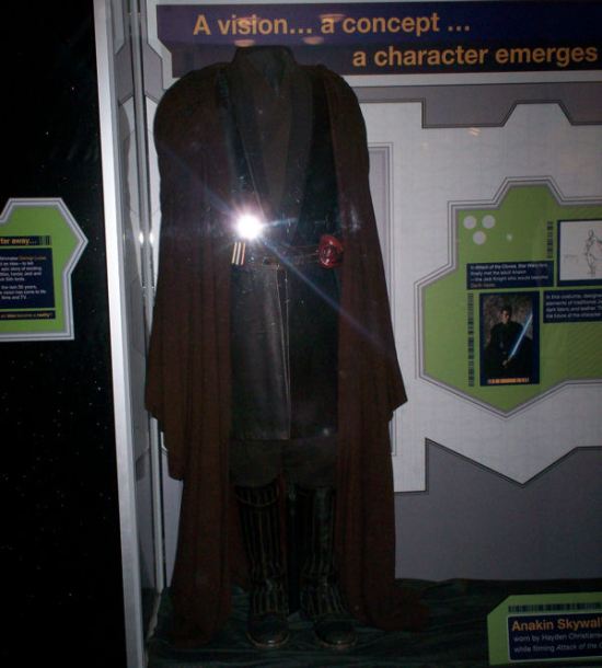 Anakin Skywalker flared robes!