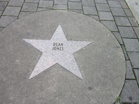 Dean Jones!