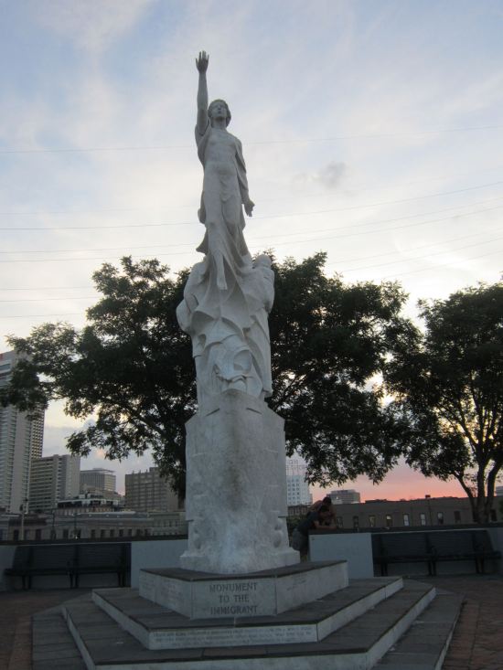 Monument to the Immigrant!