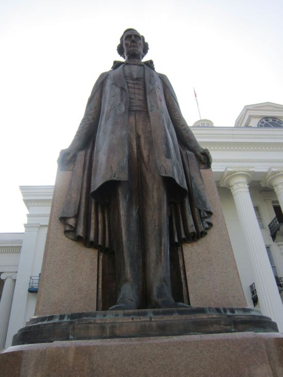 Jefferson Davis Statue!