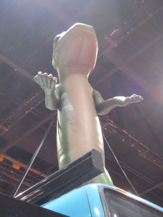 Mega GEICO Gecko!