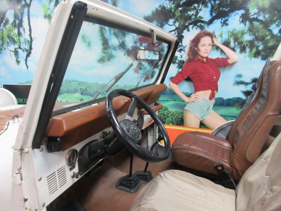 Daisy Duke Jeep!