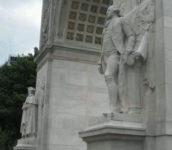 Washington Statues!