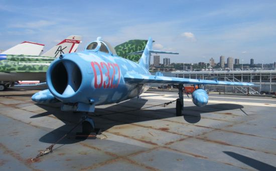 MiG-17!