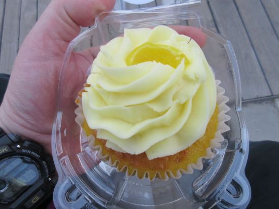 lemon cupcake!