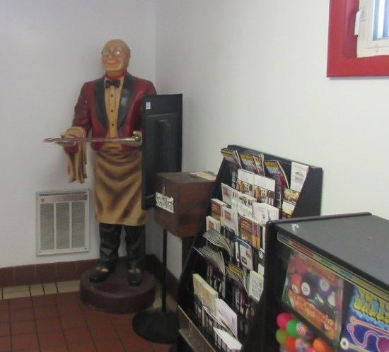 Waiter statue!