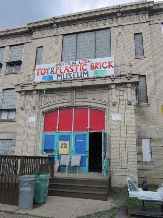 Toy & Plastic Brick Museum!
