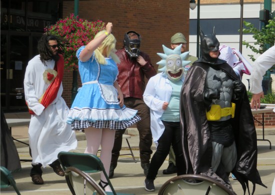Batman + Alice!