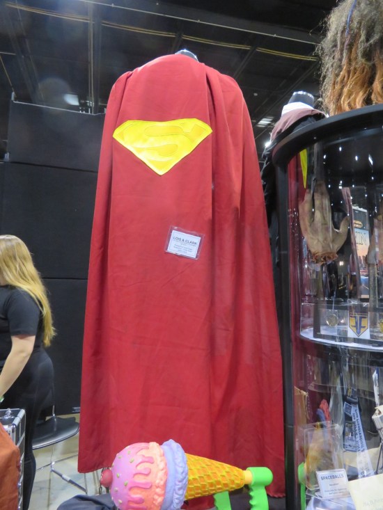Dean Cain cape!