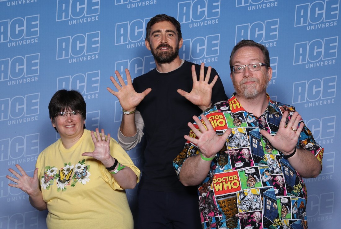 Our Ace Comic Con Midwest 2018 Photos « Midlife Crisis Crossover!
