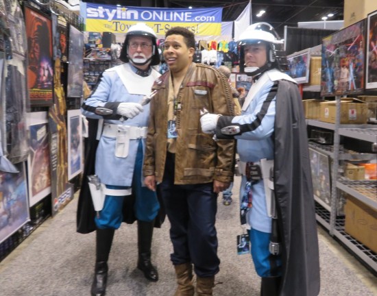 Finn + Canto Bight Police Officers!