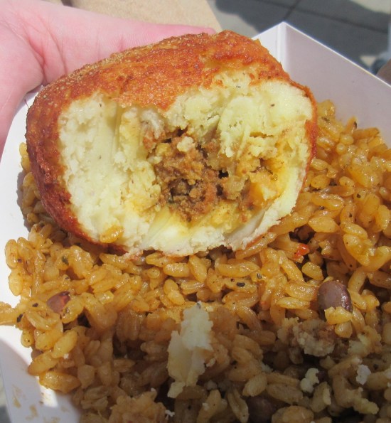 Relleno de Papa inside!