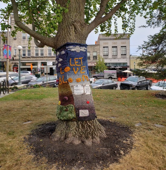 Let Love Bloom tree!