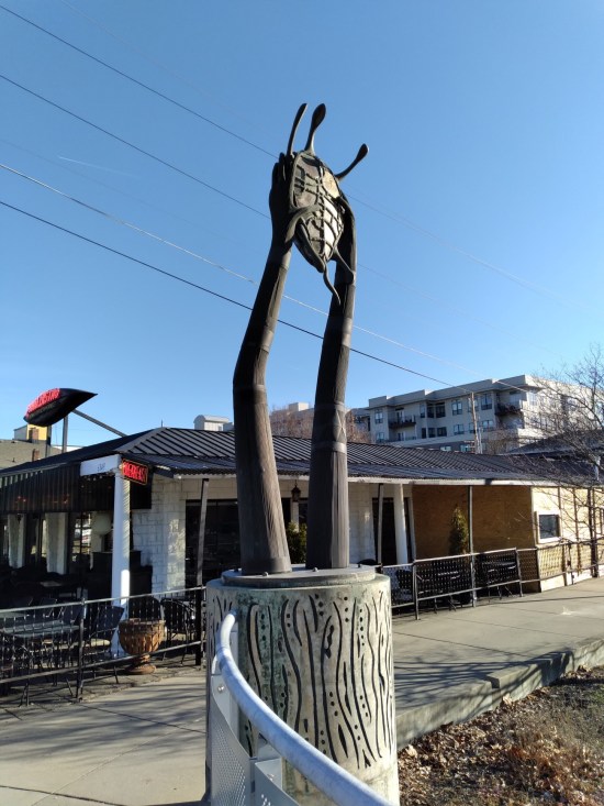 Grasping Turtle! scuplture.