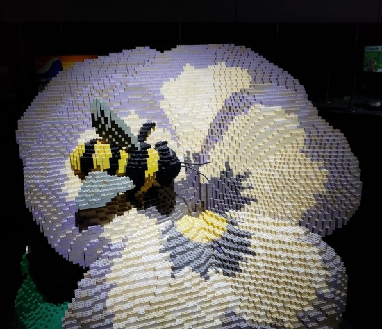 Lego bee!