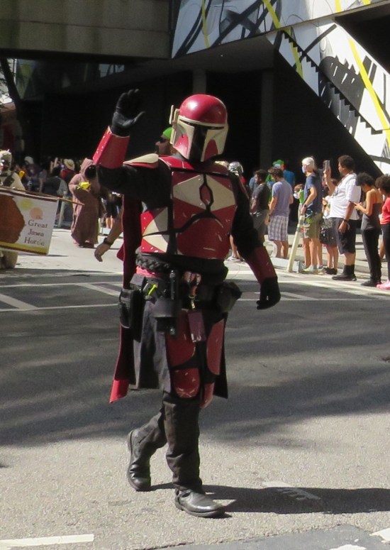 Mando cosplay!