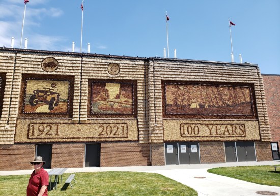 Mitchell corn murals!