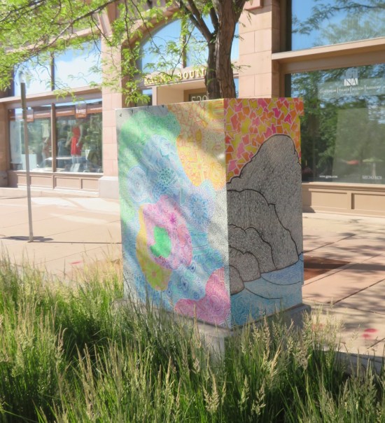 happy color utility box!