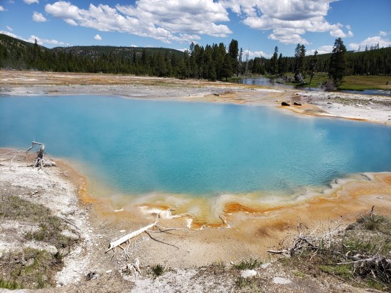 Yellowstone's Biscuit Basin!