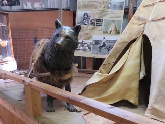 Vore dog-wolf statue!