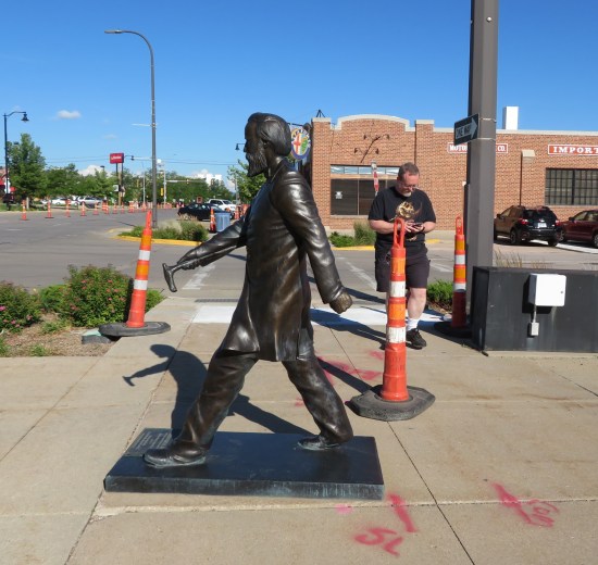 Hayes strolling Abbey Lane!