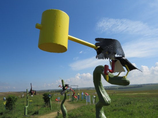 vulture with sledgehammer!