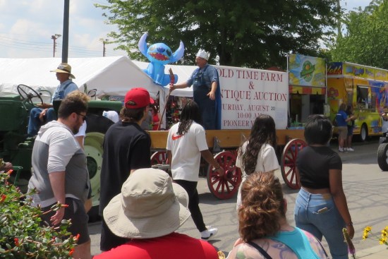 tractor parade king!
