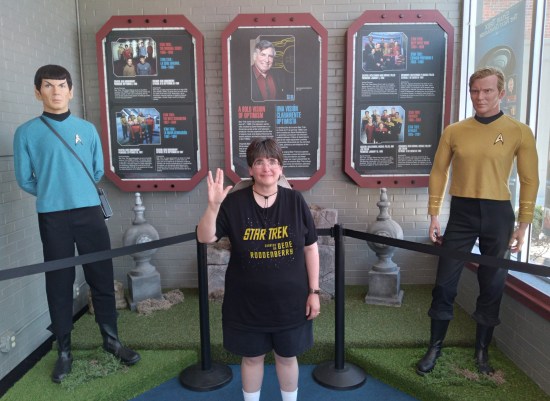 Anne Spock and Kirk!