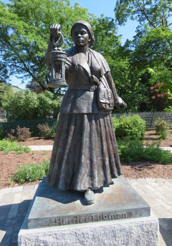 Harriet Tubman statue!