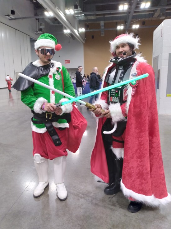 Cosplay: Christmas Jedi vs. Santa Sith.