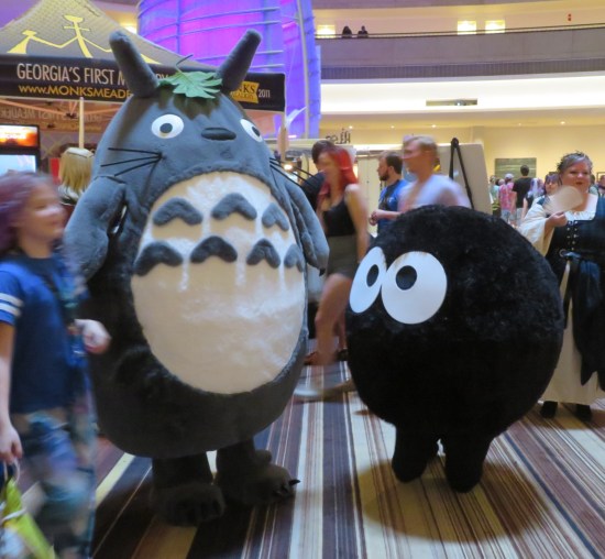 cosplay: Totoro and a big black dot.