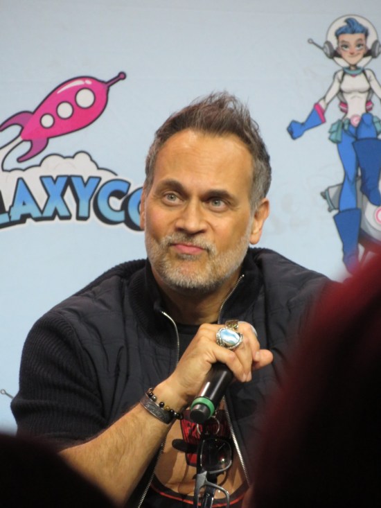 Todd Stashwick making a weird face.
