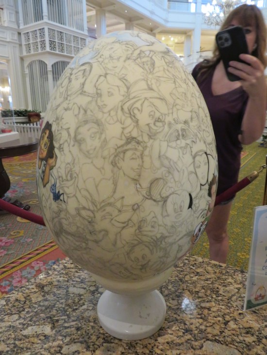 Bigger egg with unfinished pencil layouts of another couple dozen Disney heads, mostly too indistinct to discern their identities yet.