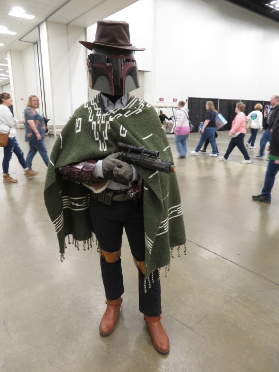 cosplay: Mandalorian armor mixed with elements of Clint Eastwood's iconic spaghetti-Western character.