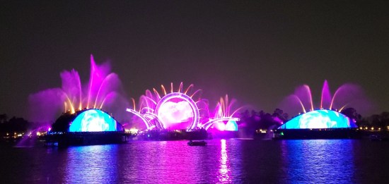 purple gateway, fountains, blue archways with white wormholes