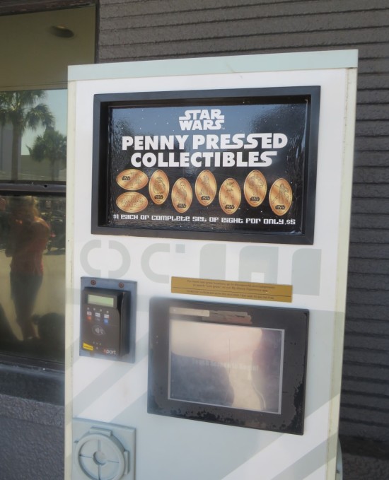 A Star Wars smashed penny machine offering eight designs for $5.