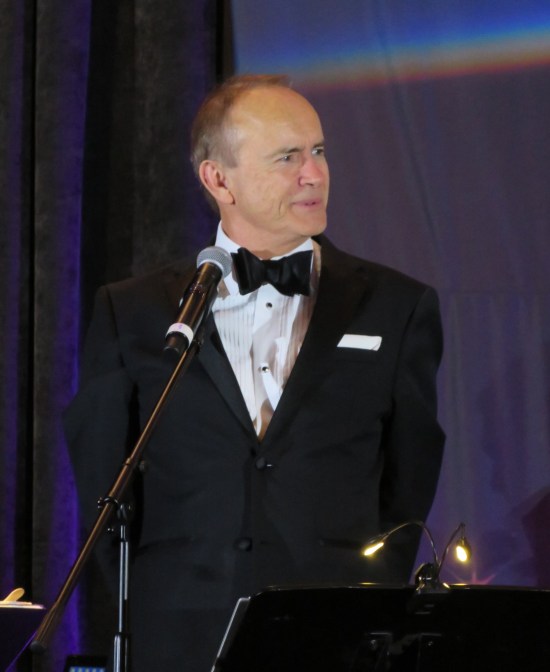 Jeffrey Combs in a tux!