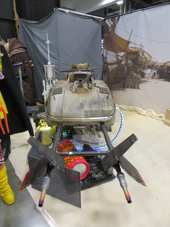 Fan-made Star Wars speeder bike. The body looks like it was made from a propane grill.