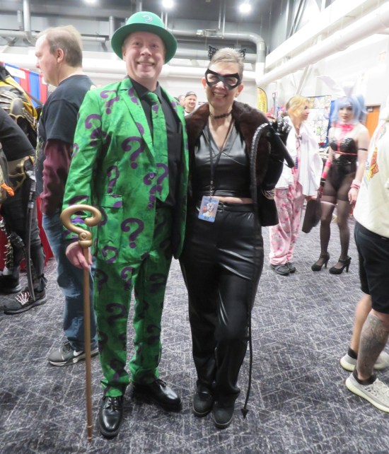 Riddler and Catwoman cosplayers