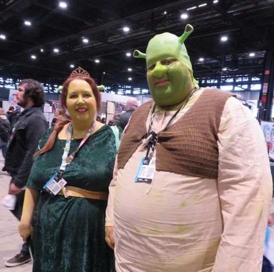 cosplay of Shrek and Fiona