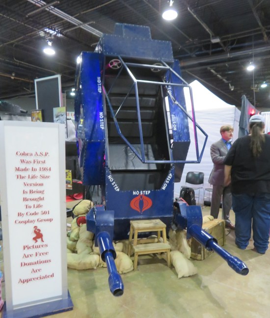 Repilca of blue evil mini-flying maching with Cobra logos.