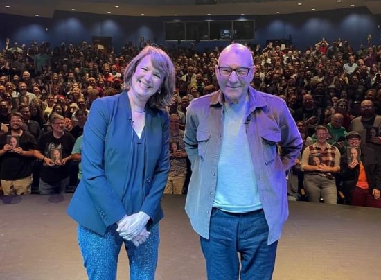 Patrick Stewart and interviewer.